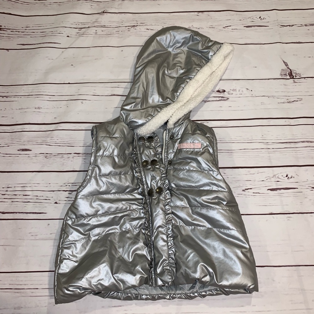 Calvin Klein girls puffer vest